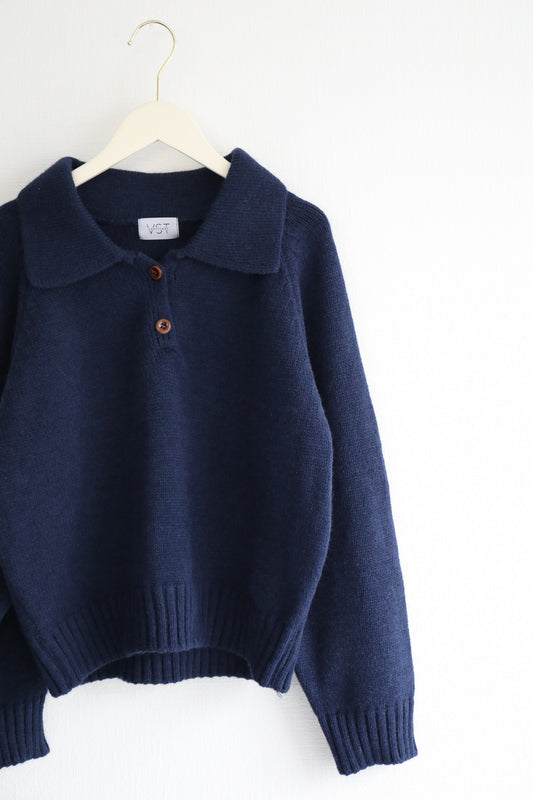 カラーポイントニット