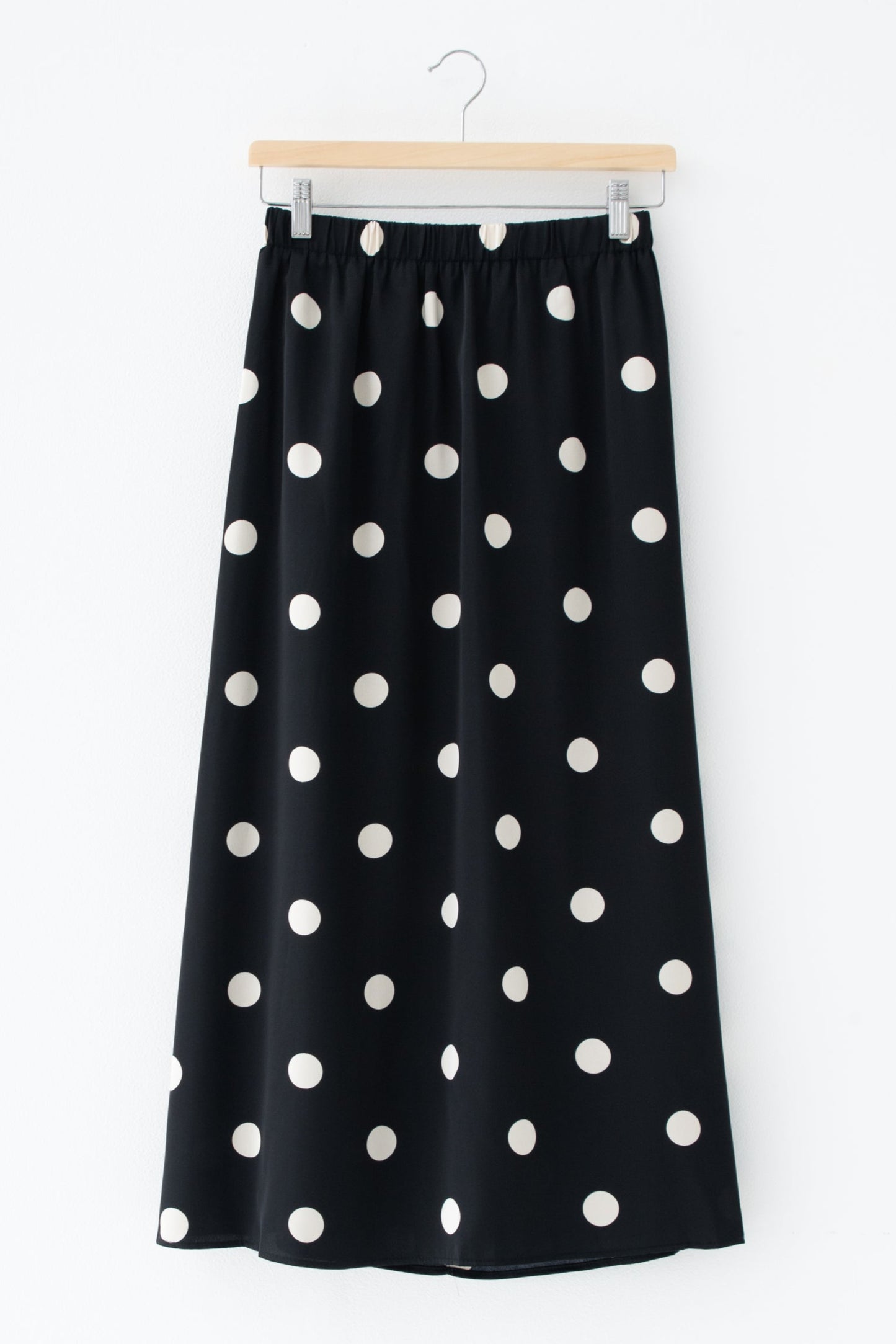 ルナドットフレアスカート