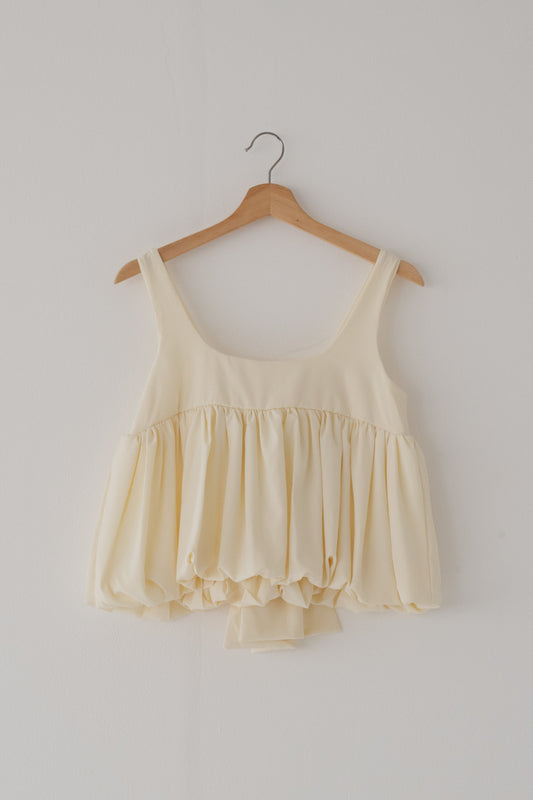 バックリボンギャザートップス