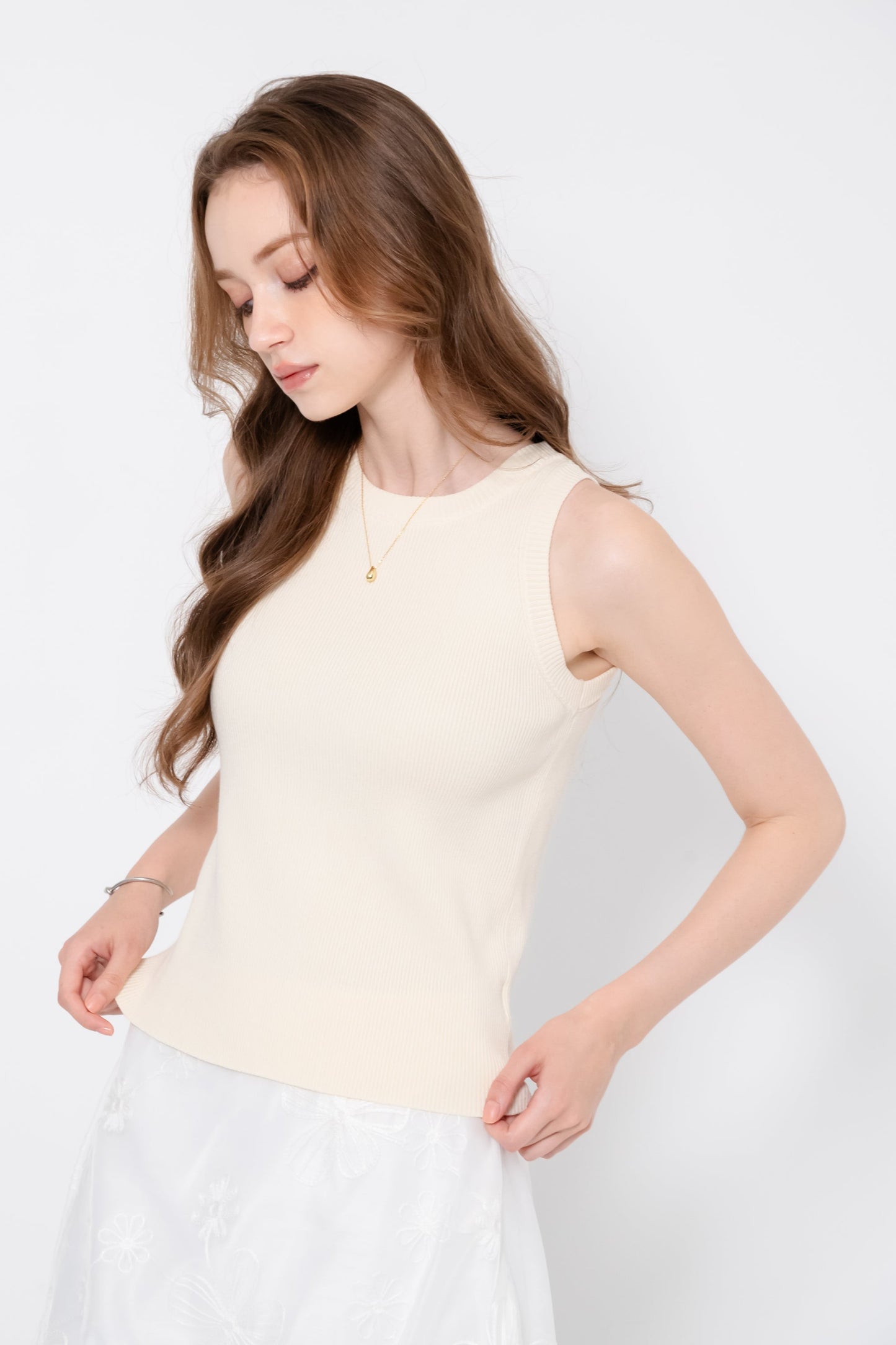 【SALE】ニットノースリーブ