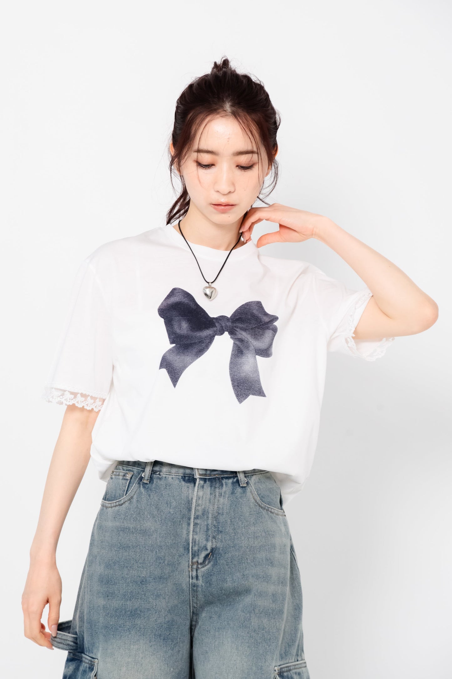 リボンプリントTシャツ