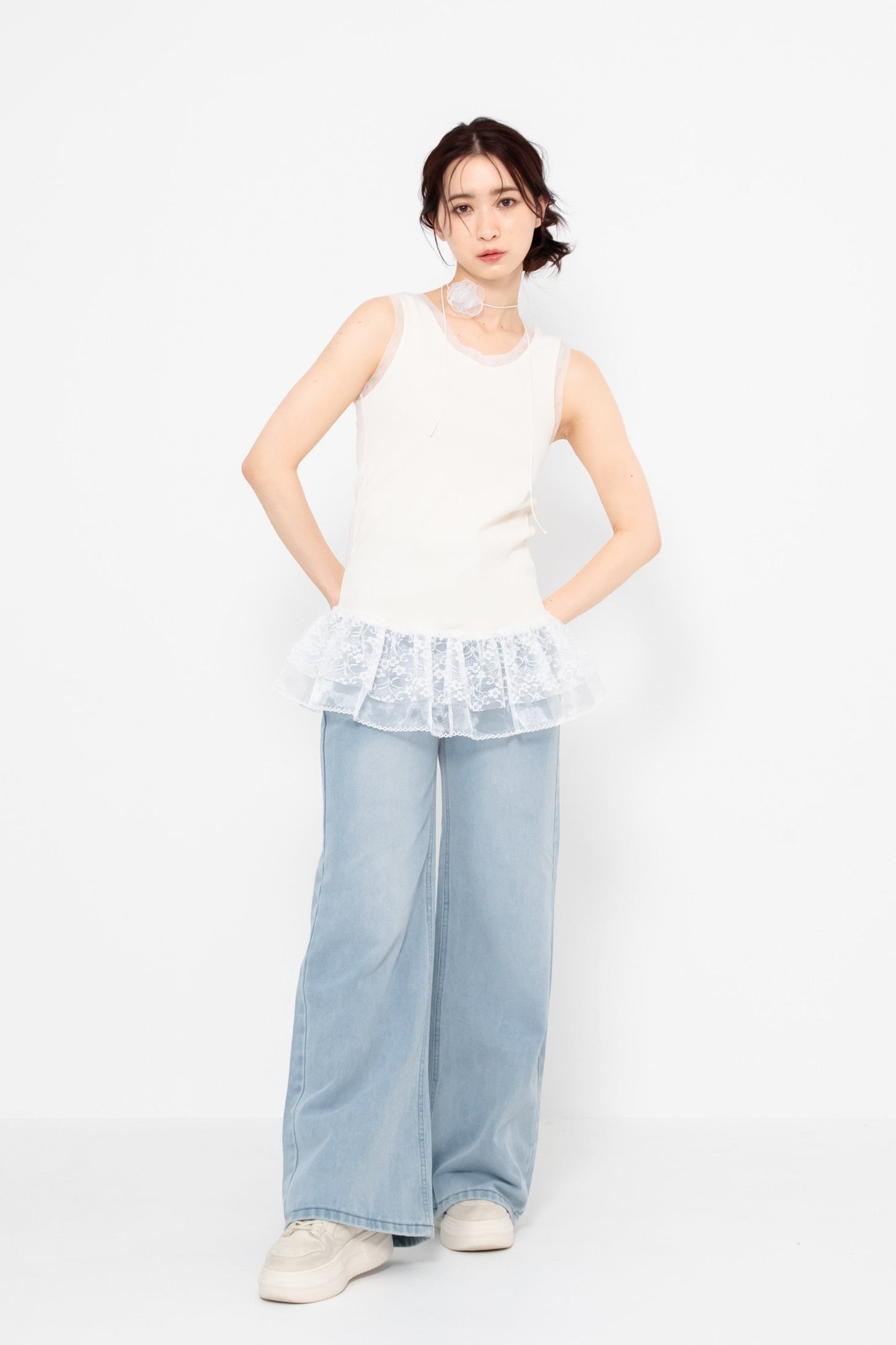 【SALE】二段レースフリルノースリーブ