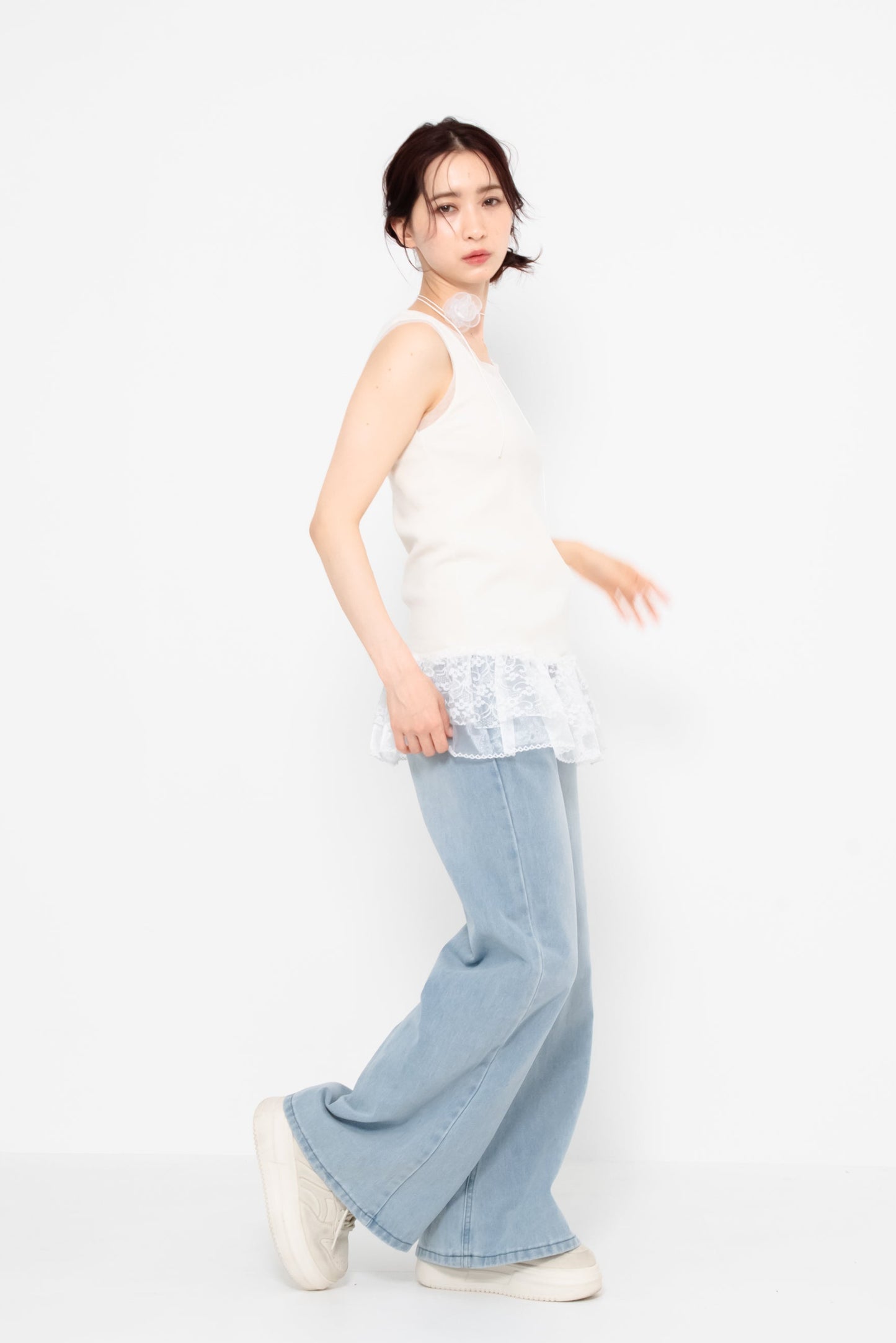【SALE】二段レースフリルノースリーブ