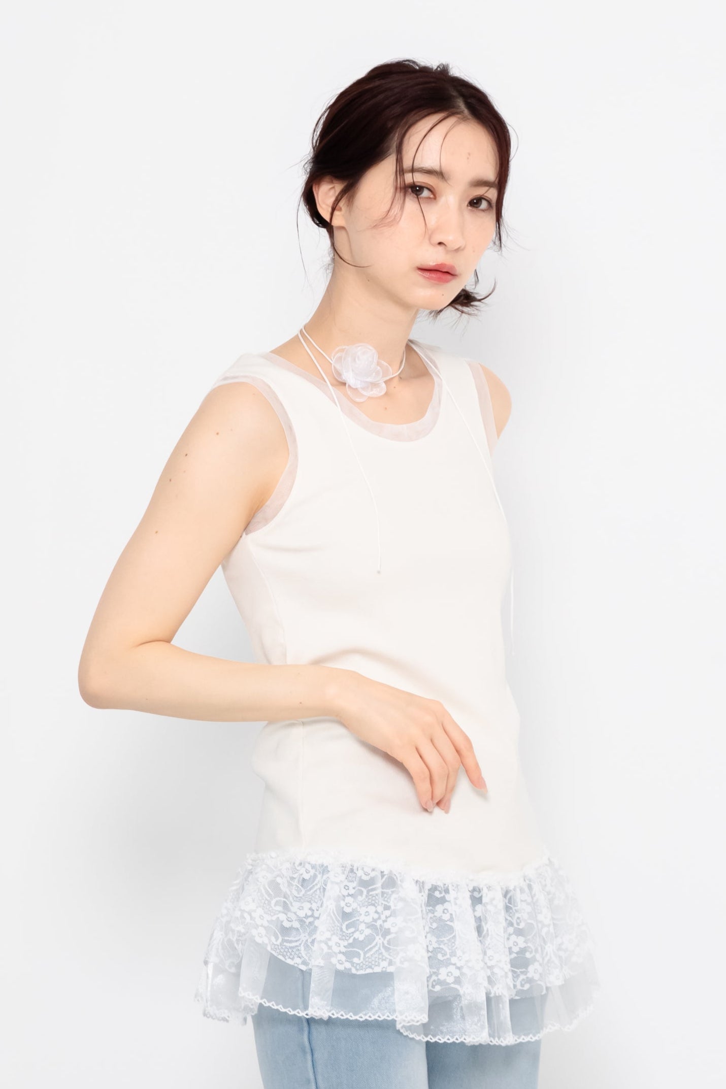 【SALE】二段レースフリルノースリーブ