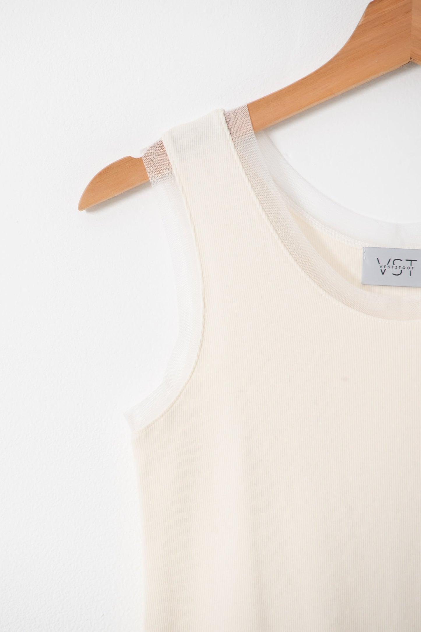 【SALE】二段レースフリルノースリーブ