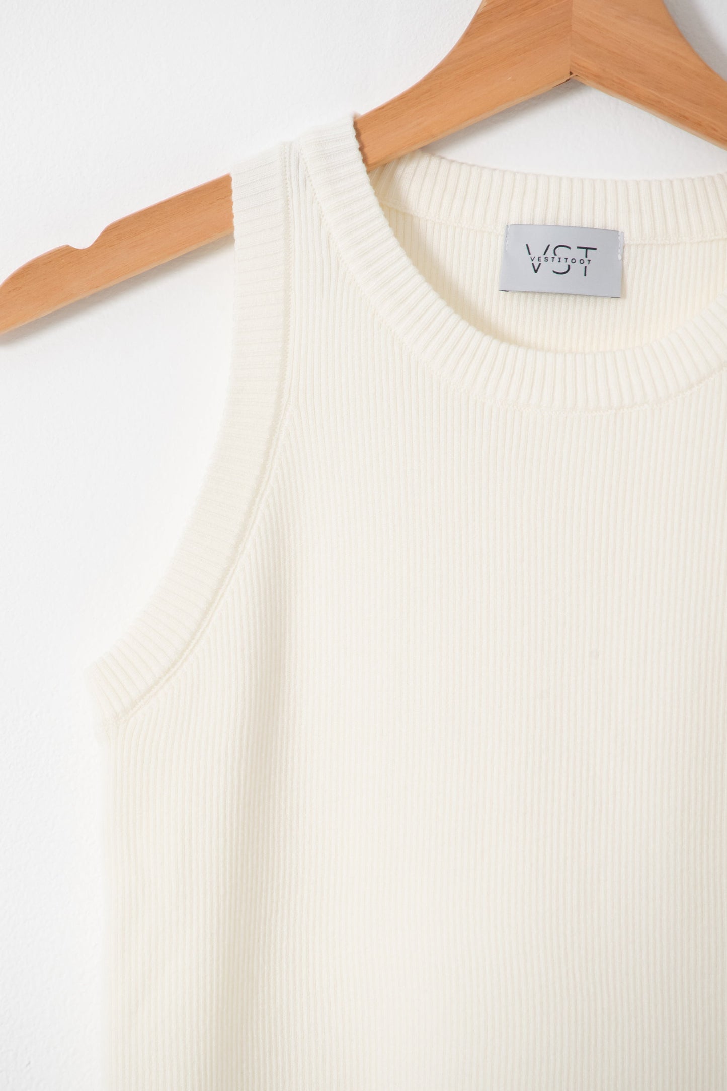 【SALE】ニットノースリーブ