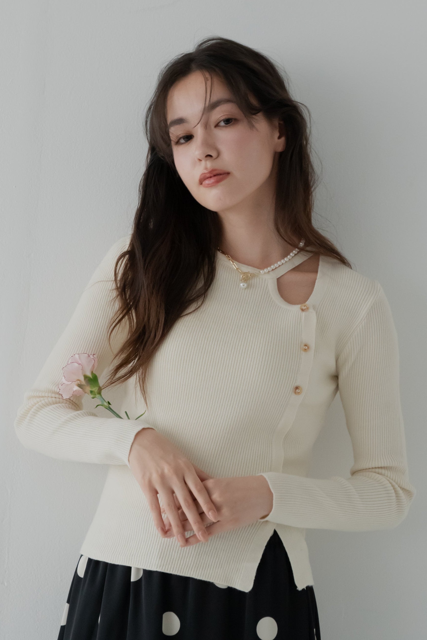 極美品✨ トーガ　22AW フロントスリット リブニット トップス　38　異素材 極美品✨ トーガ 22AW フロントスリット リブニット トップス 38