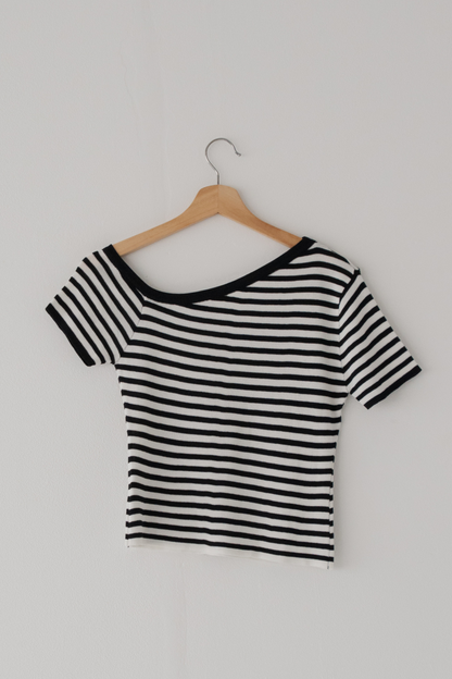 【SALE】アシンメトリボーダートップス
