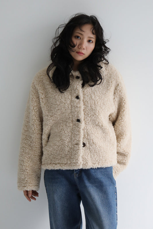 ふわふわボアジャケット