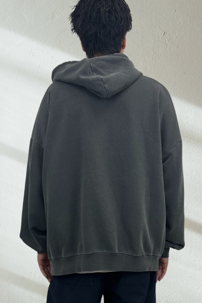 【くぅちゃんコラボアイテム】ウォッシュブラックユニセックスフーディー　