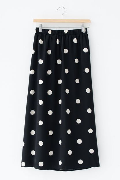 ルナドットフレアスカート