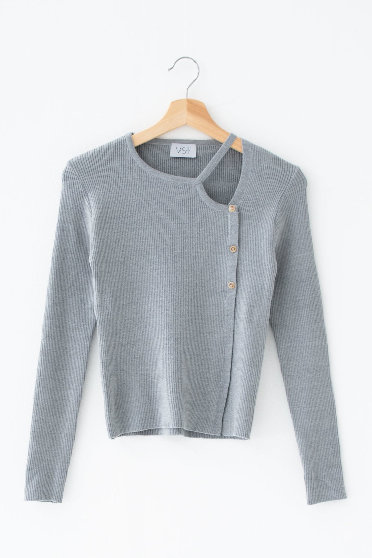 カットアウトリブトップス