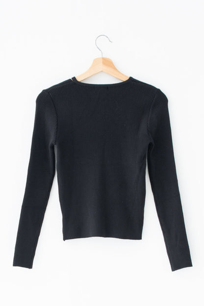 カットアウトリブトップス