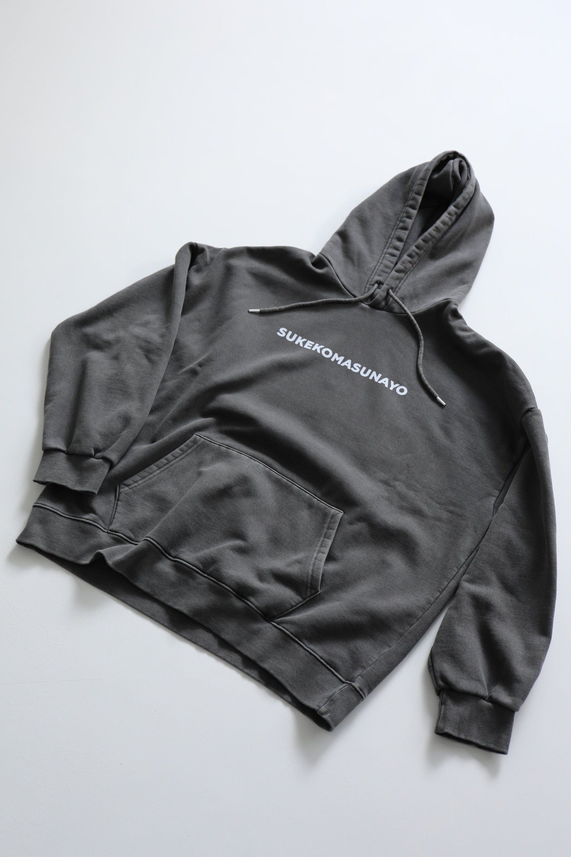 【2月6日(金)11：00 発売スタート！】《らむ子ちゃんコラボ・数量限定》すけこましユニセックスパーカー