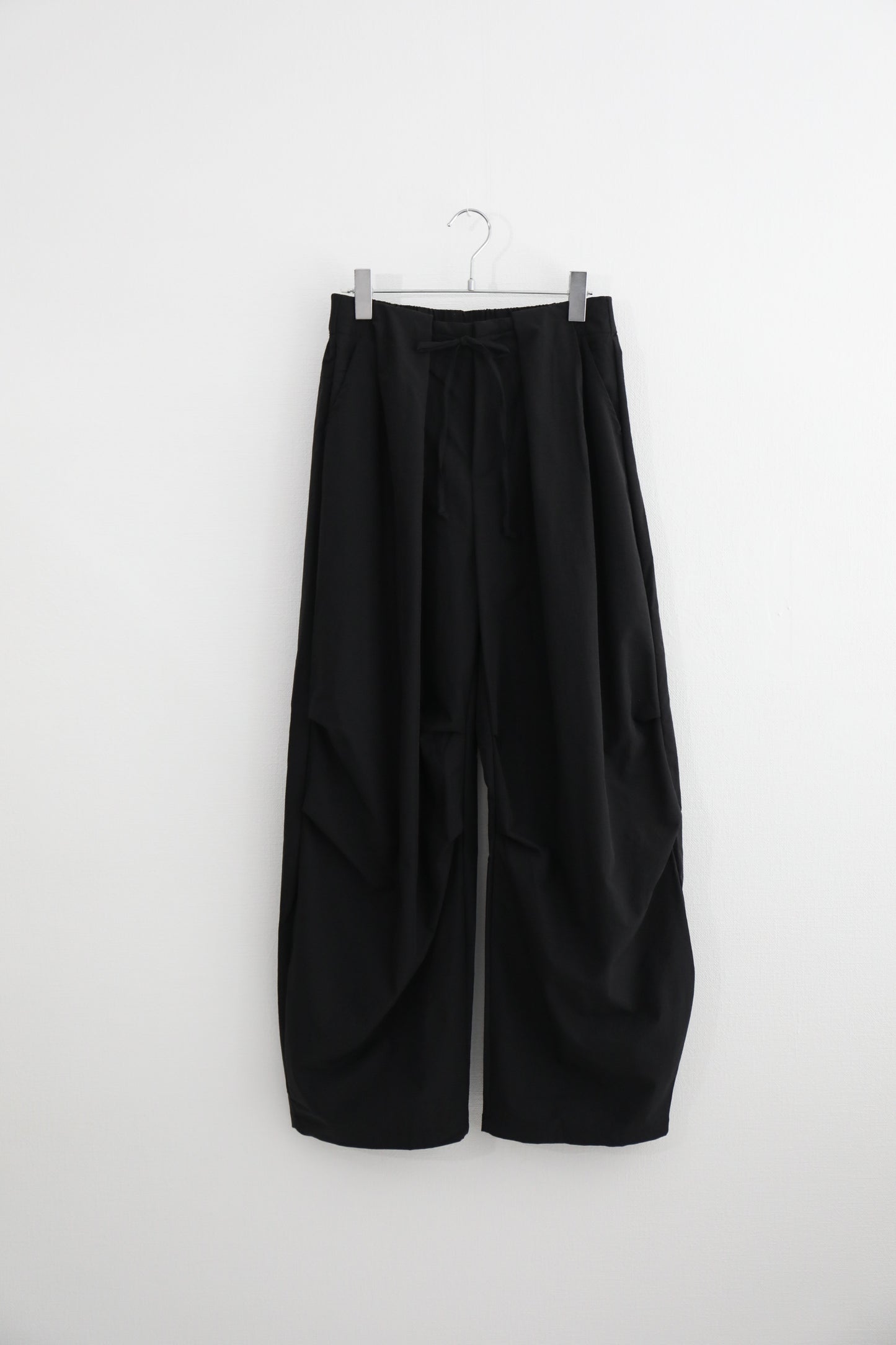 タックドレープワイドパンツ