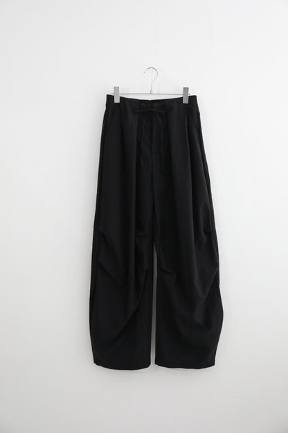 タックドレープワイドパンツ