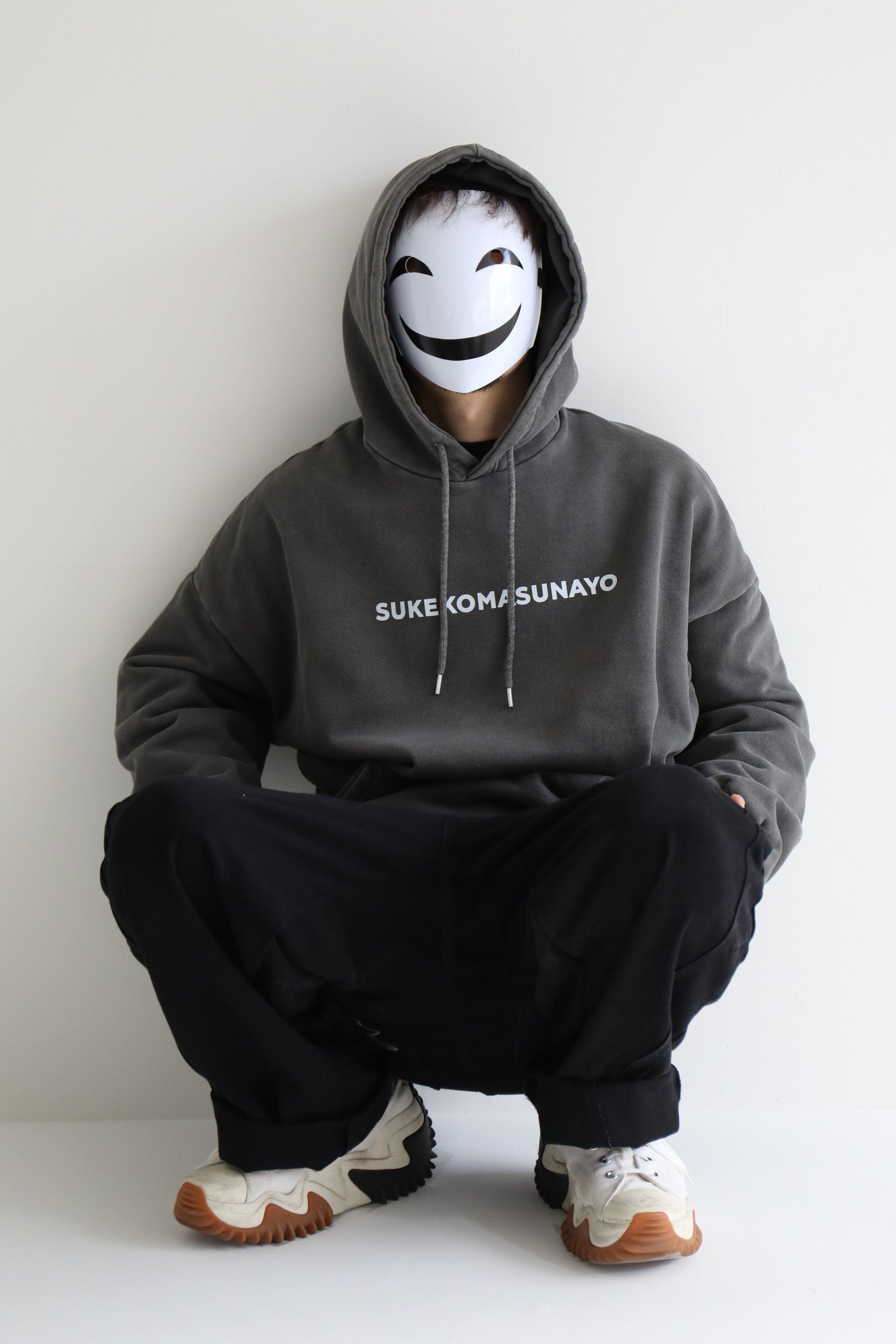 【2月6日(金)11：00 発売スタート！】《らむ子ちゃんコラボ・数量限定》すけこましユニセックスパーカー