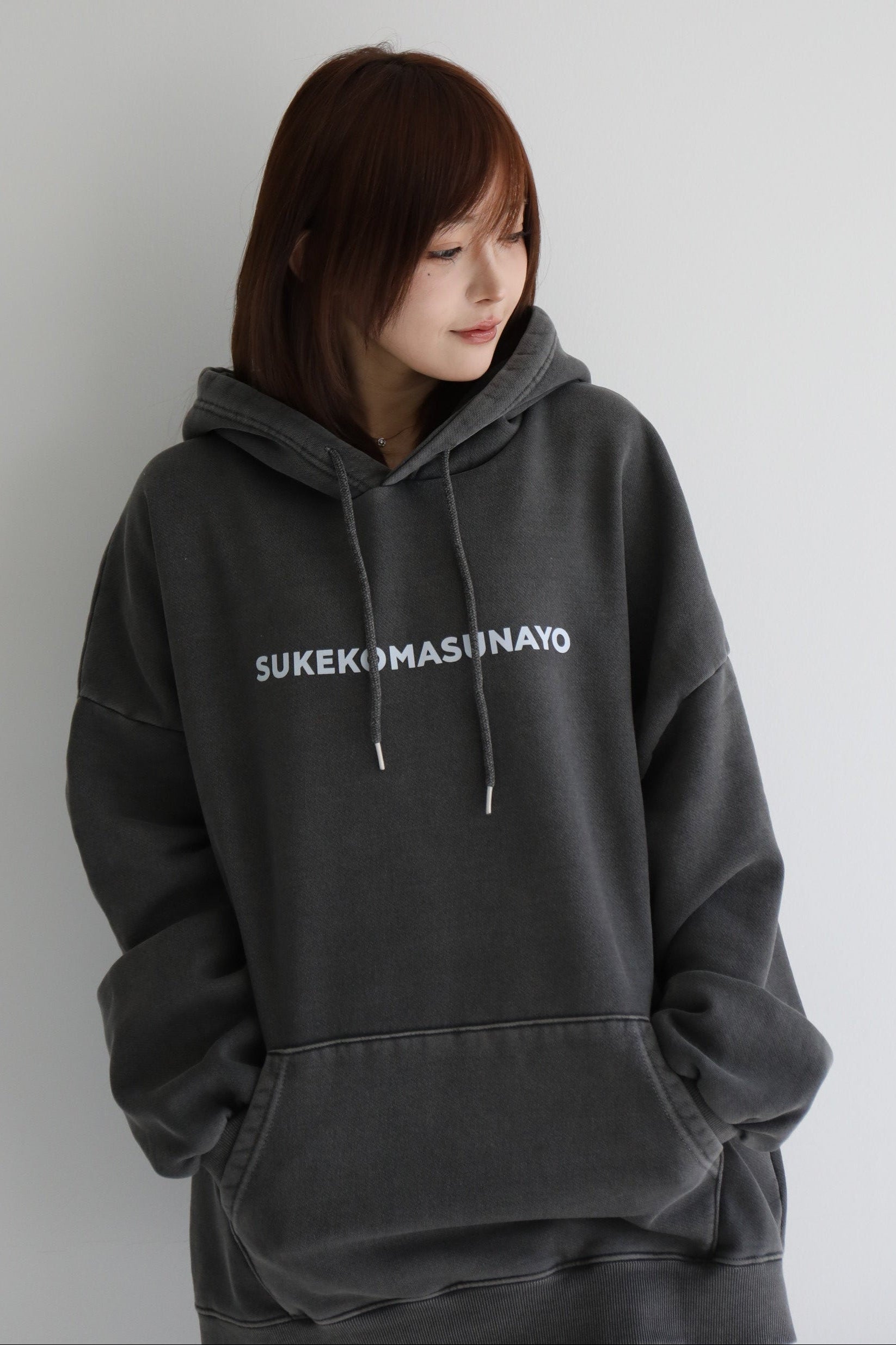 【2月6日(金)11：00 発売スタート！】《らむ子ちゃんコラボ・数量限定》すけこましユニセックスパーカー