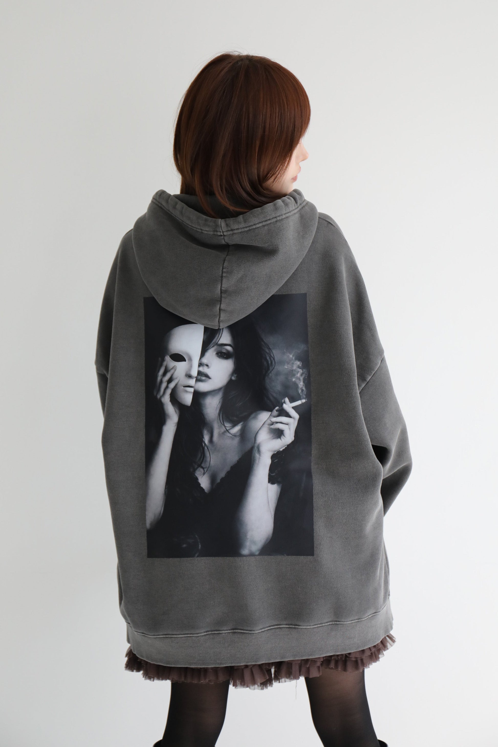 【2月6日(金)11：00 発売スタート！】《らむ子ちゃんコラボ・数量限定》すけこましユニセックスパーカー