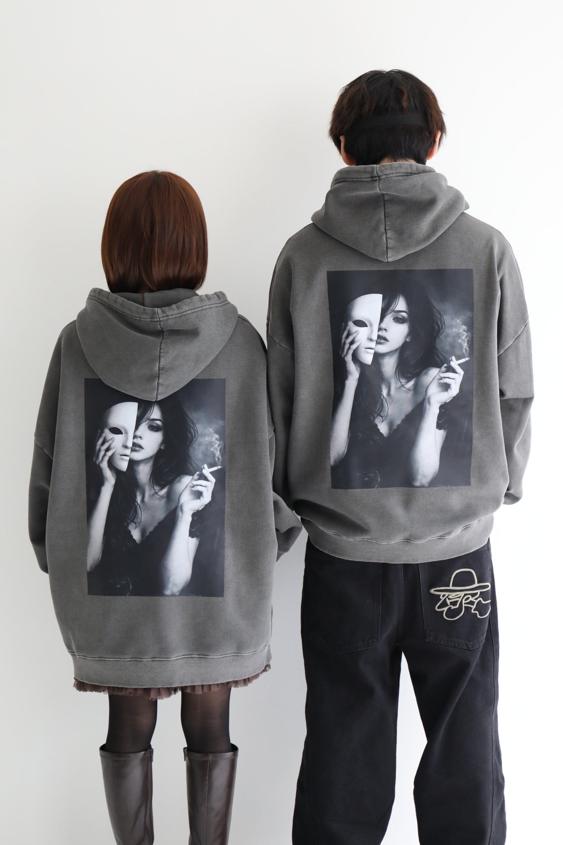 【2月6日(金)11：00 発売スタート！】《らむ子ちゃんコラボ・数量限定》すけこましユニセックスパーカー