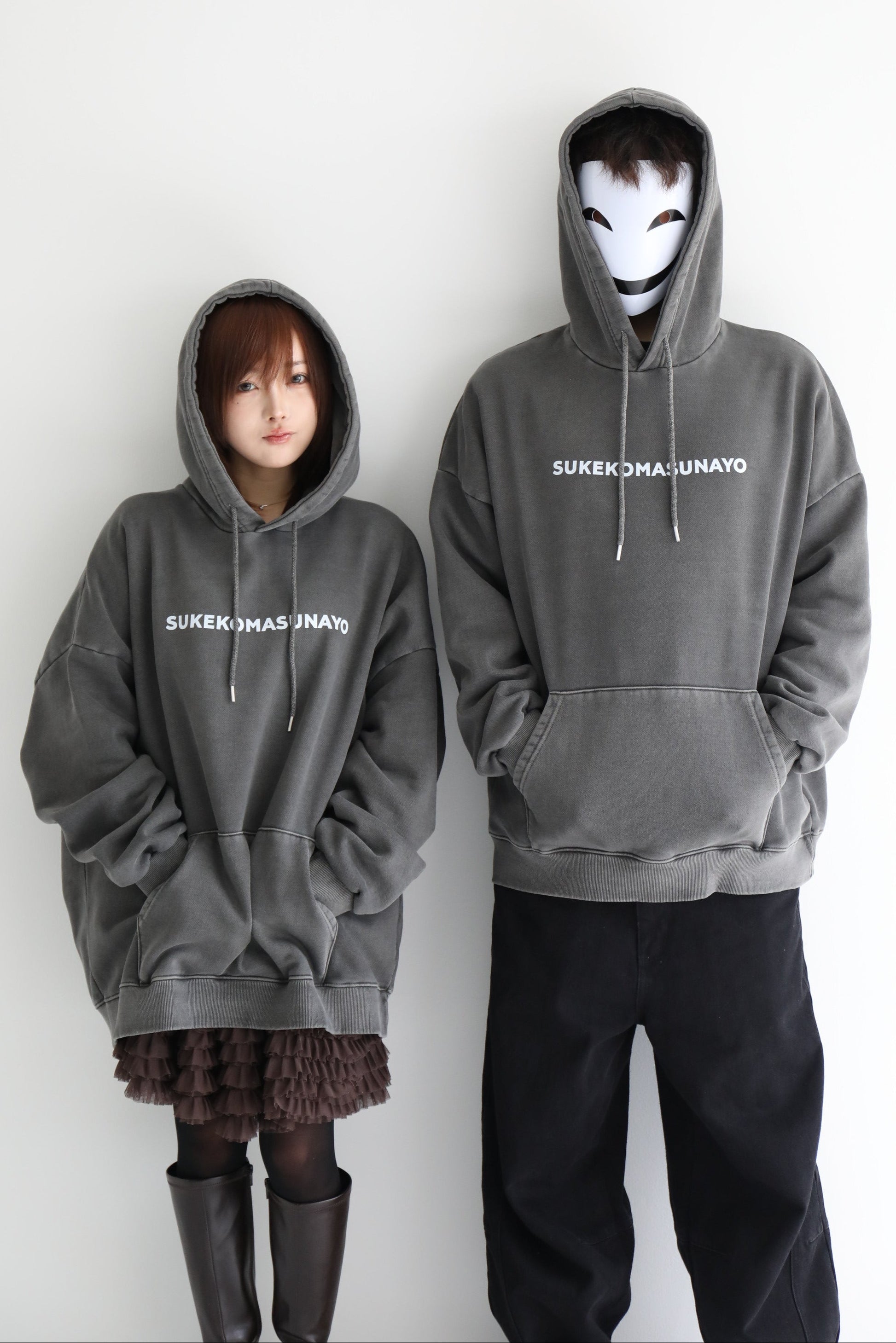 【2月6日(金)11：00 発売スタート！】《らむ子ちゃんコラボ・数量限定》すけこましユニセックスパーカー