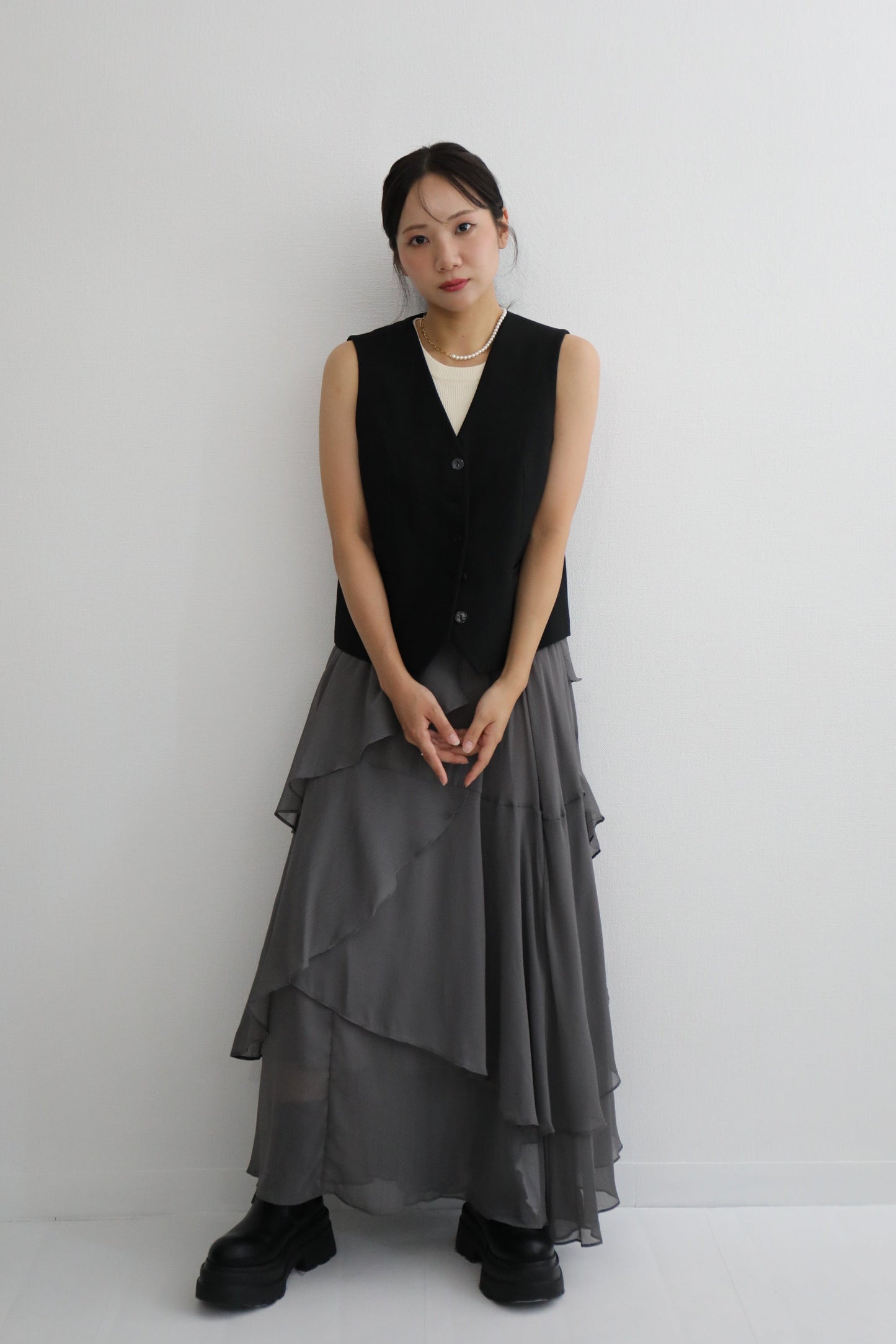 アシンメトリーレイヤードスカート