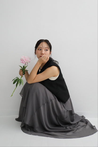 アシンメトリーレイヤードスカート
