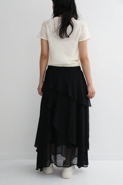アシンメトリーレイヤードスカート