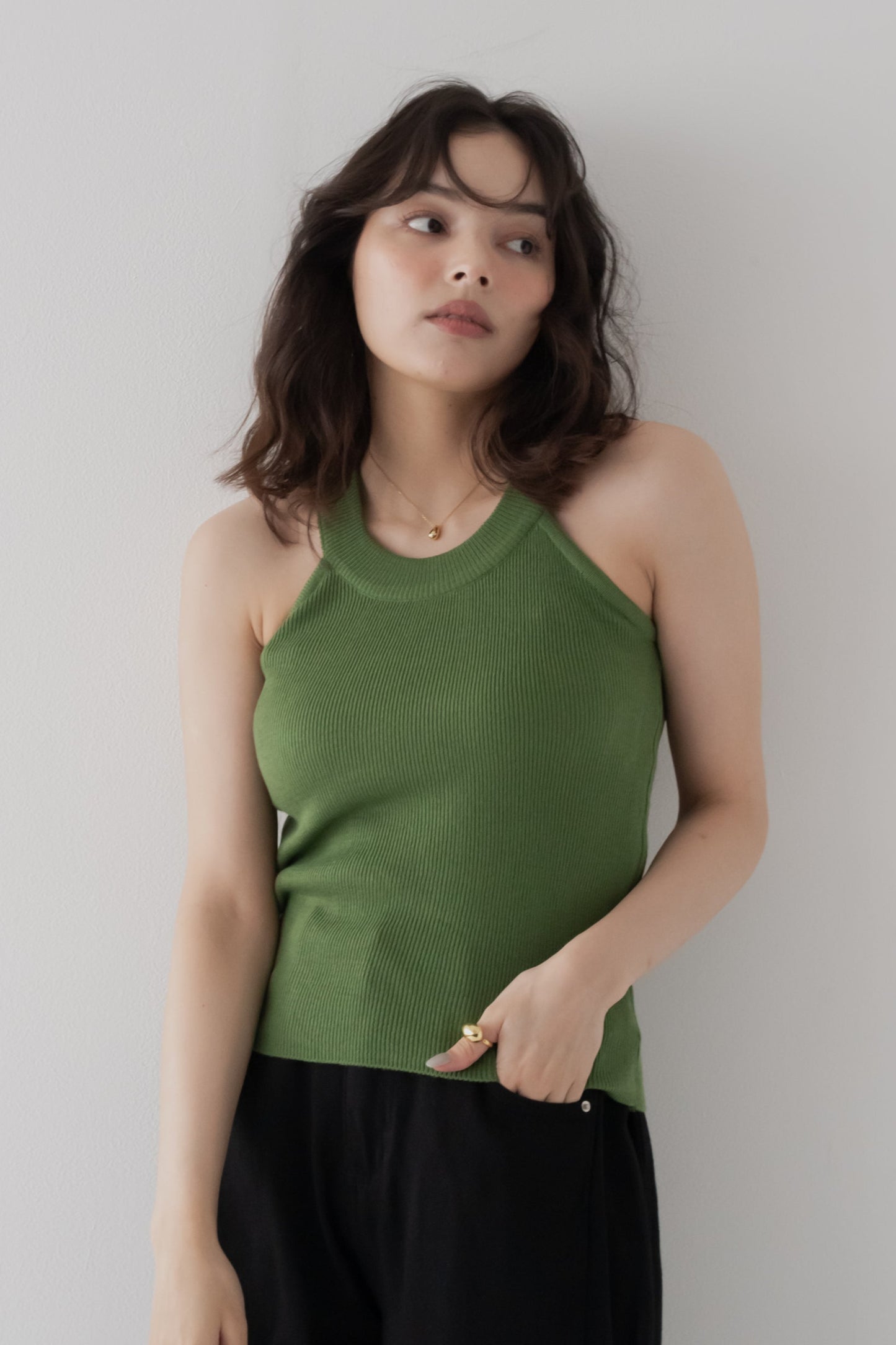 【SALE】リブホルターネックトップ