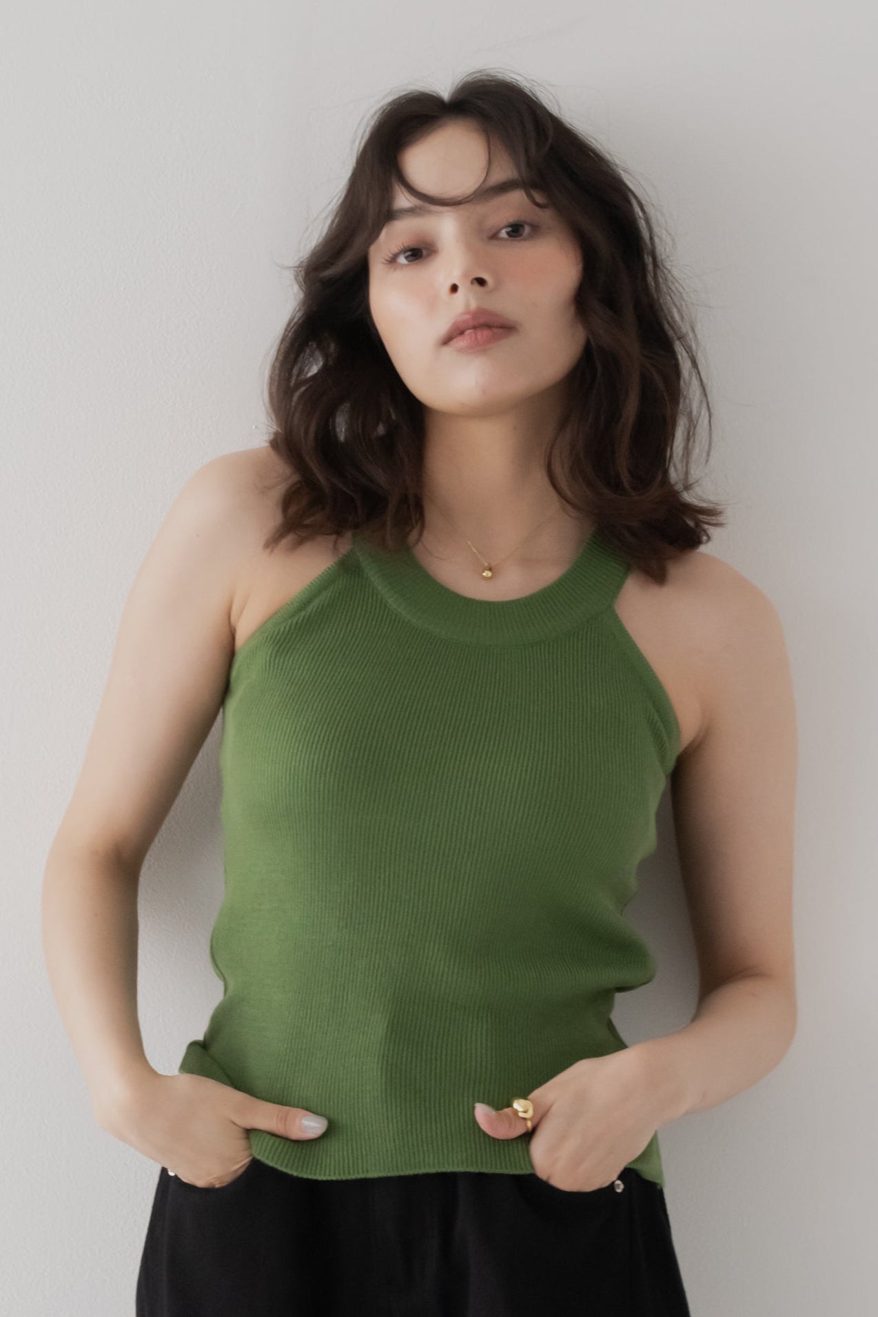 【SALE】リブホルターネックトップ