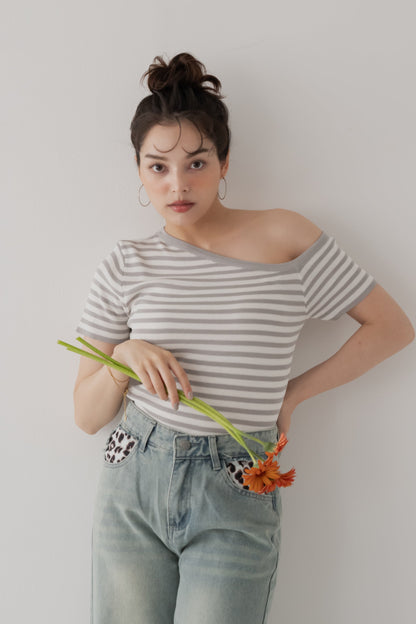 【SALE】アシンメトリボーダートップス