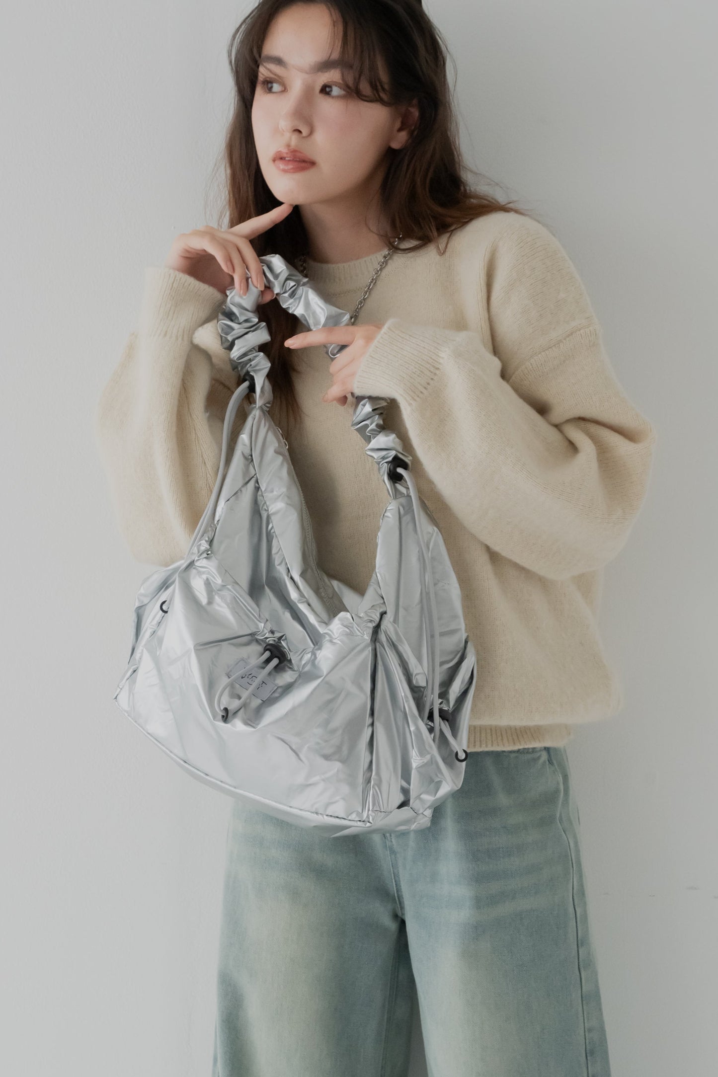 くしゅっとショルダーバッグ