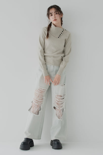 ボタンアシメリブニット