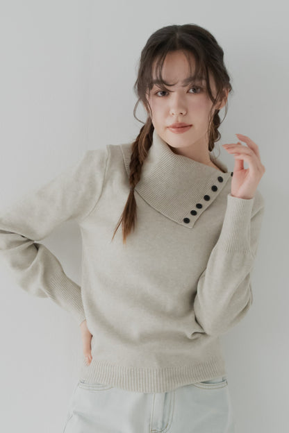 ボタンアシメリブニット