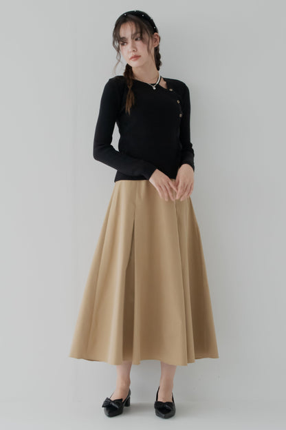 カットアウトリブトップス